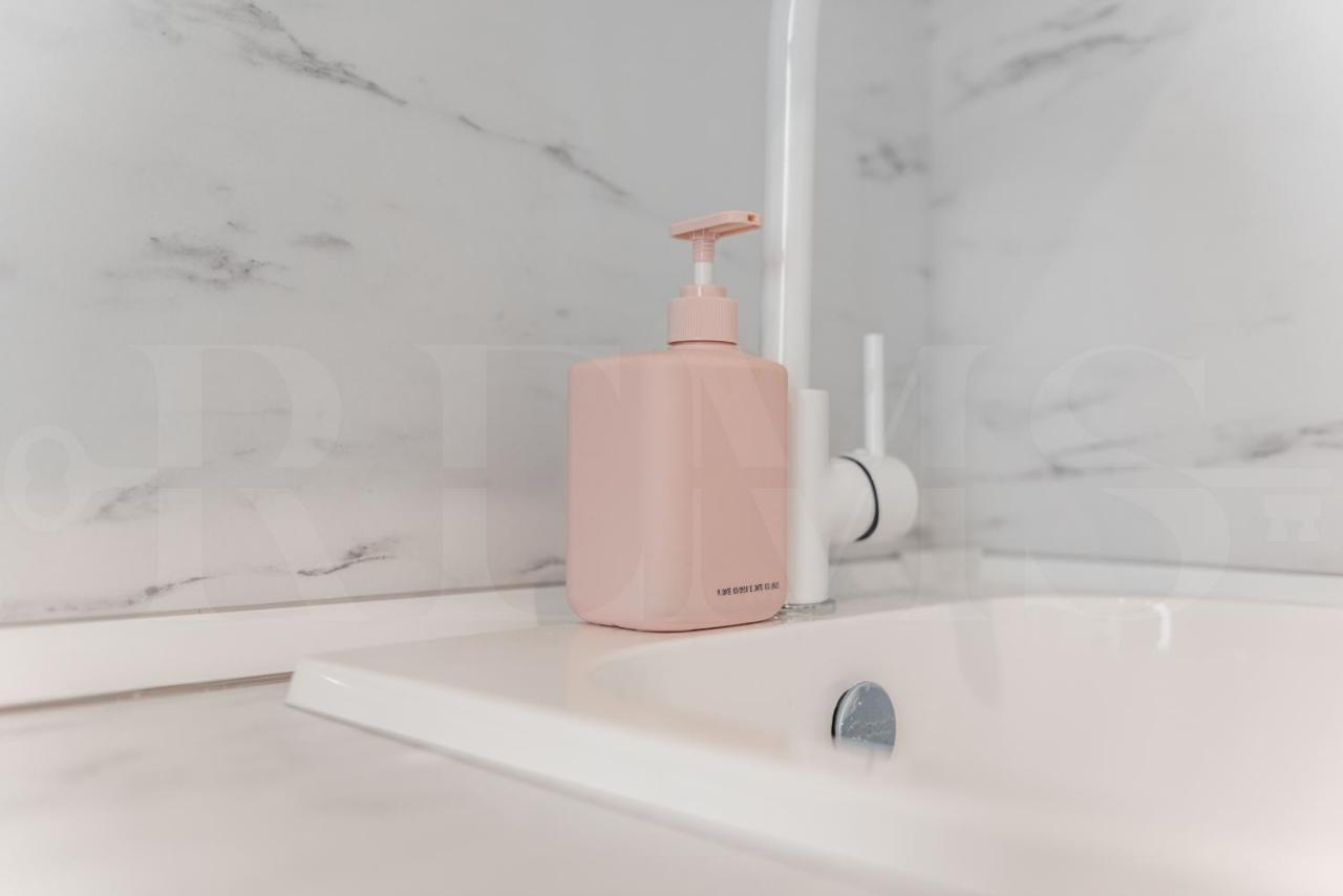 Designed Minimalist Apartment - Malaga Center By Rems Екстериор снимка