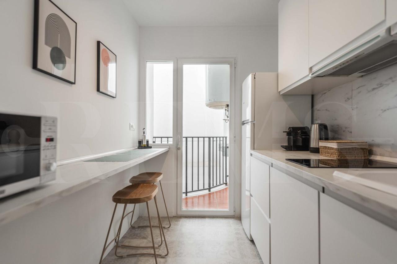 Designed Minimalist Apartment - Malaga Center By Rems Екстериор снимка